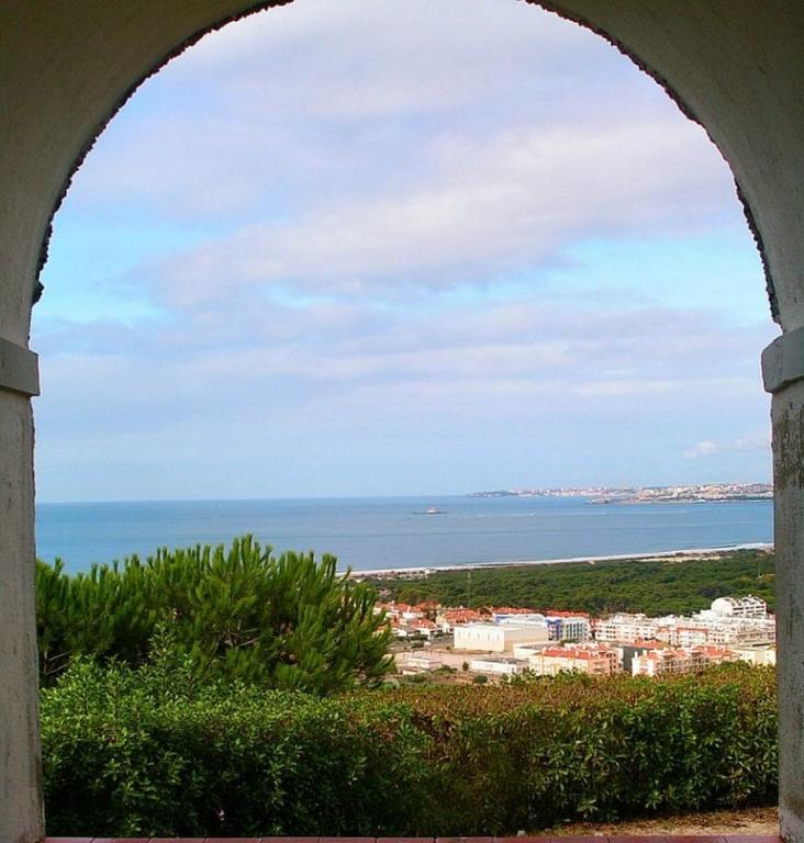 Apartment Joao De Barros Costa da Caparica Bagian luar foto